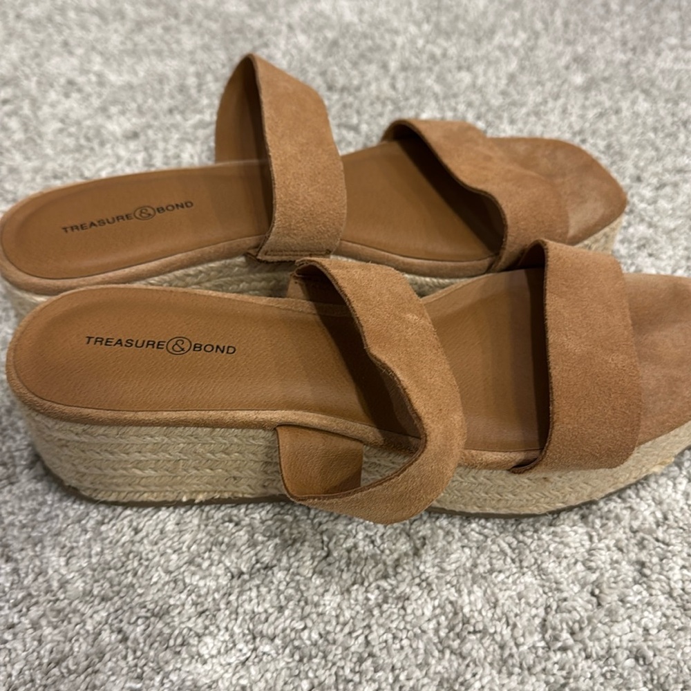 Treasure and bond sandals